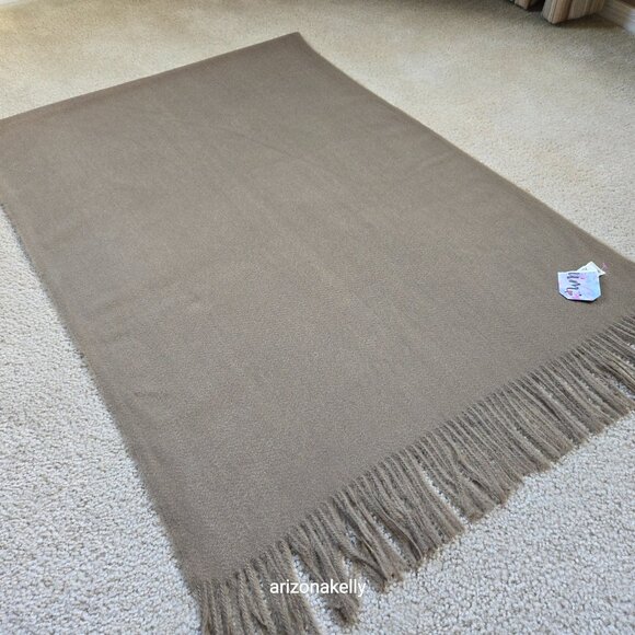 NWT Sky Cashmere Scarf Greenish Brown - Picture 8 of 16